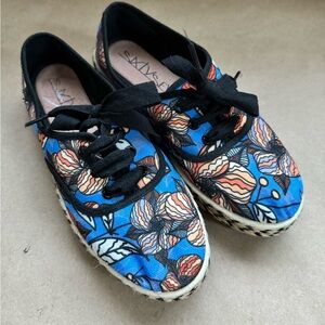 NWOT Sixtyseven Blue Floral Cotton 1.5” Platform Espadrilles. Size EU 37